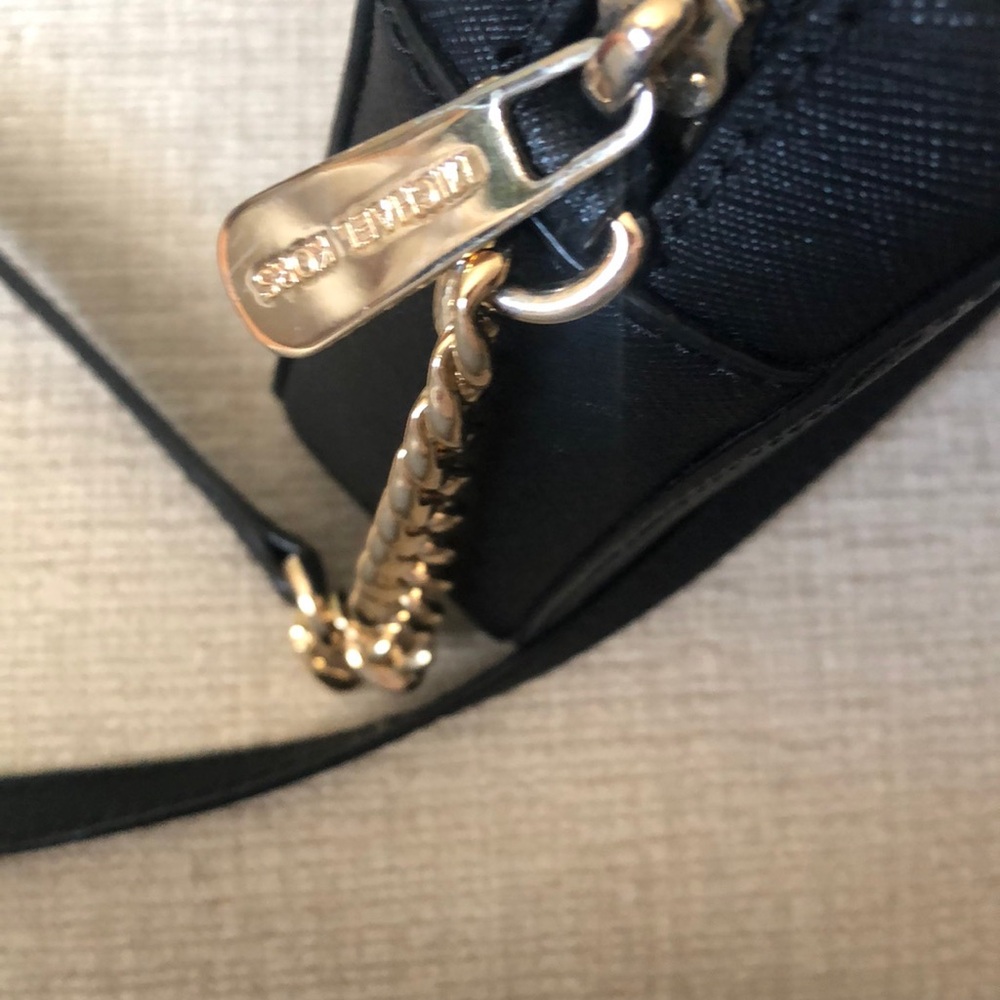 Michael Kors Black Crossbody Bag - Picture 5 of 6